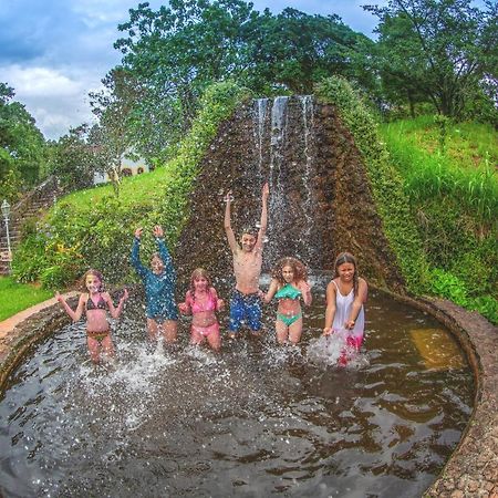 Pousada Aguas Do Vale アチバイア エクステリア 写真
